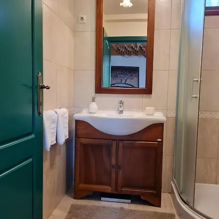 Holiday home Duzzogo Vendeghaz Agard Gardony