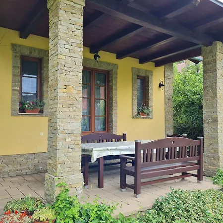 Дом отдыха Duzzogo Vendeghaz Agard Гардонь