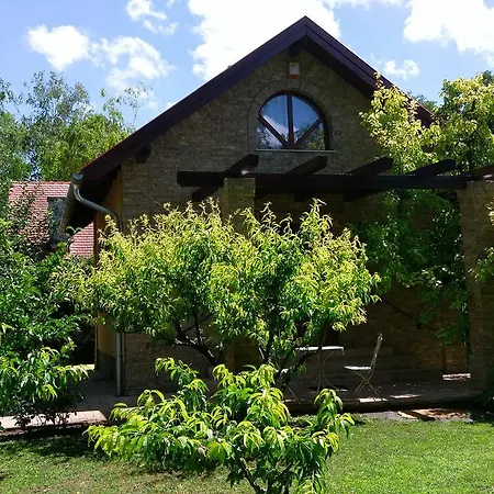 Дом отдыха Duzzogo Vendeghaz Agard Гардонь