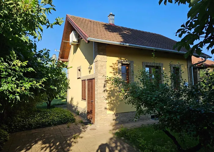 Prázdninový dům Duzzogo Vendeghaz Agard