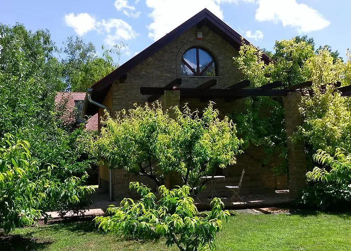 Holiday home Duzzogo Vendeghaz Agard Gardony